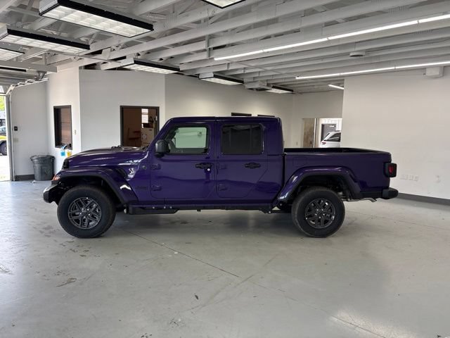New 2026 Jeep Gladiator Sport AWD/4WD image 4