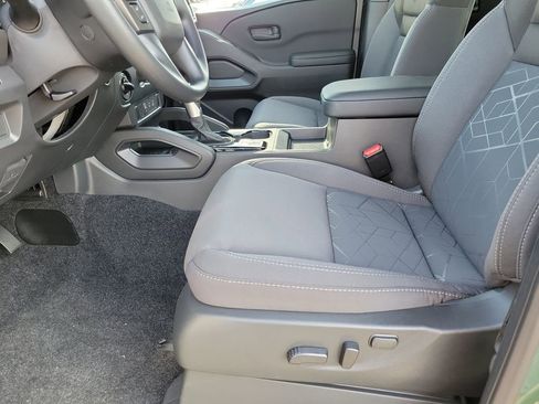 New 2026 Nissan Frontier SV w/ Tow Package image 11