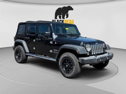 Used 2018 Jeep Wrangler Unlimited Sport S AWD/4WD image 1