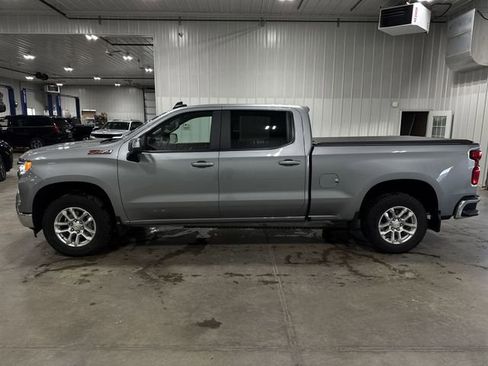 Used 2025 Chevrolet Silverado 1500 LT image 5