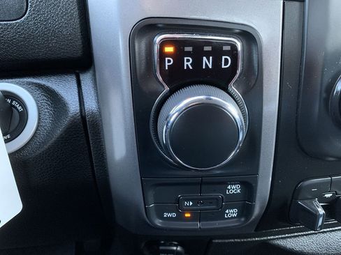 Used 2022 RAM 1500 Classic SLT image 21