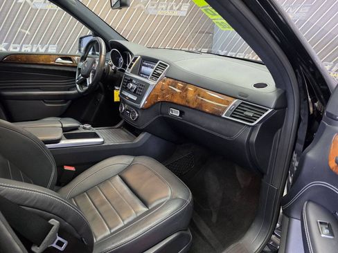 Used 2013 Mercedes-Benz ML 550 4MATIC image 15