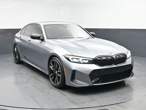 Used 2023 BMW M340i w/ Premium Package image 2