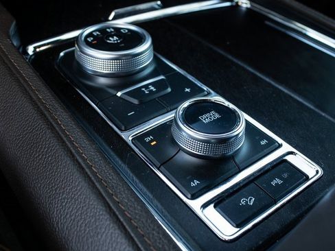 Used 2023 Ford Expedition King Ranch image 16