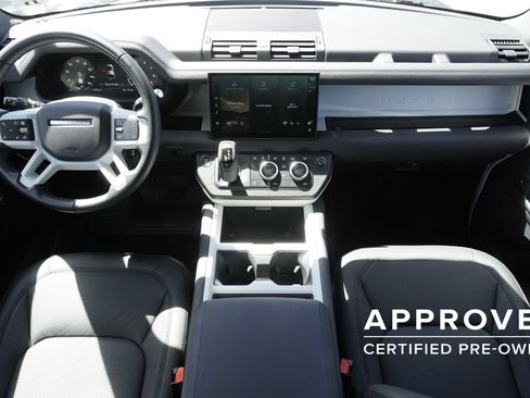 Used 2025 Land Rover Defender 110 S AWD/4WD image 9