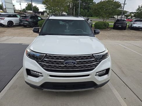 Used 2023 Ford Explorer King Ranch w/ Technology Package AWD/4WD image 2