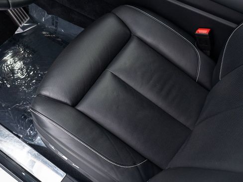 Certified 2022 Rolls-Royce Cullinan AWD/4WD image 19