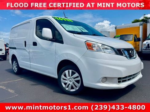 Used 2020 Nissan NV200 SV FWD image 2