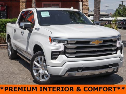 Used 2024 Chevrolet Silverado 1500 High Country w/ Technology Package image 2