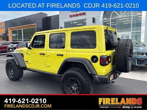 Used 2022 Jeep Wrangler Unlimited Sport AWD/4WD image 3