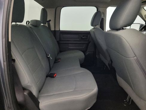 Used 2017 RAM 1500 Express AWD/4WD image 19