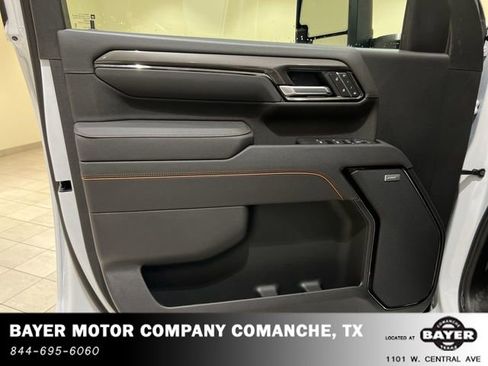 Used 2025 GMC Sierra 2500 AT4 image 21