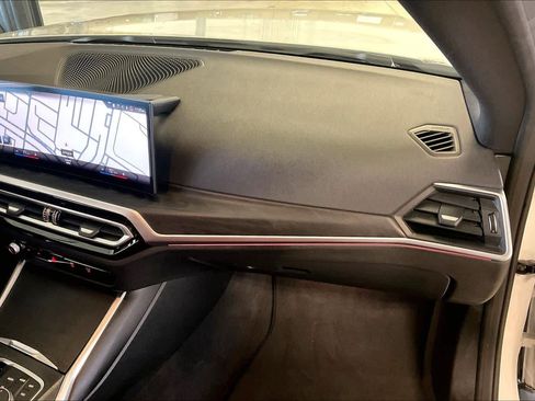 Certified 2023 BMW i4 eDrive35 image 17