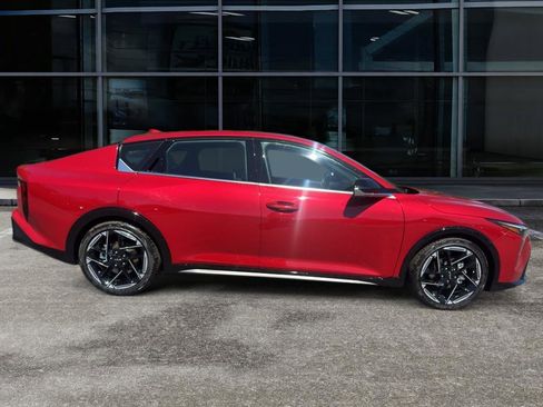 New 2026 Kia K4 GT-Line image 4