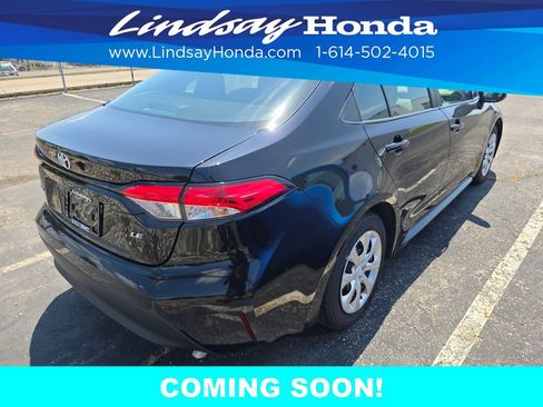 Used 2024 Toyota Corolla LE FWD image 3