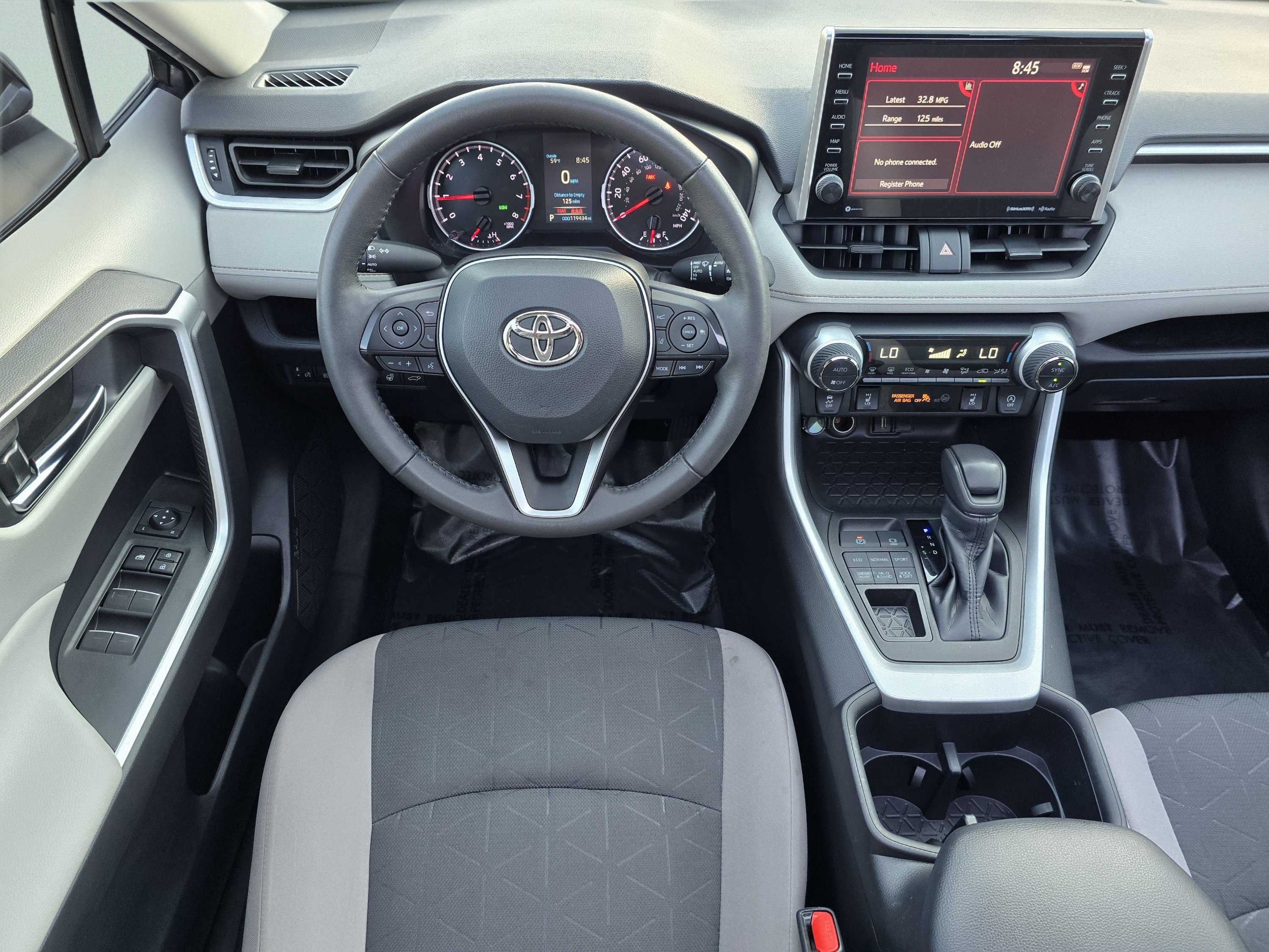 Used 2022 Toyota RAV4 XLE w/ Convenience Package AWD/4WD image 4