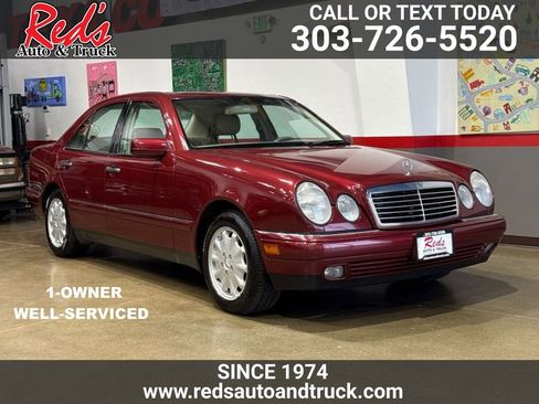 Used 1999 Mercedes-Benz E 320 Sedan image 1