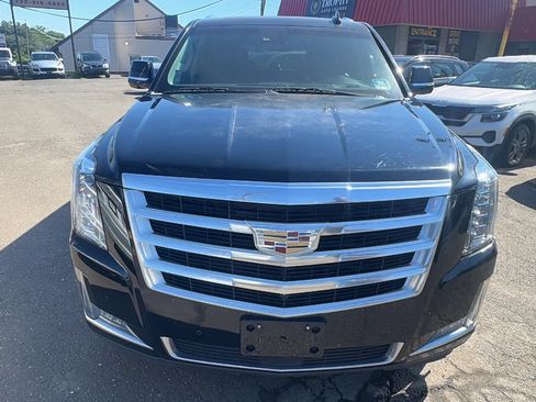 Used 2016 Cadillac Escalade Premium AWD/4WD image 2