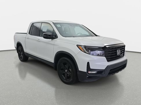 Used 2021 Honda Ridgeline Black Edition image 3