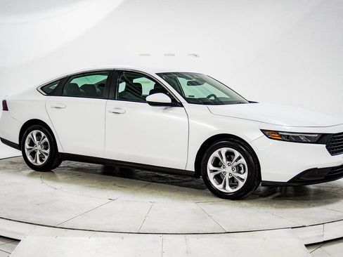 Certified 2023 Honda Accord LX image 12