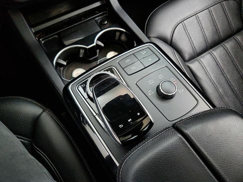 Used 2017 Mercedes-Benz GLE 43 AMG 4MATIC image 18