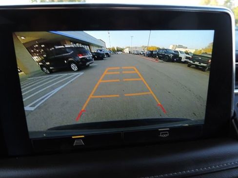 Used 2022 Chevrolet Tahoe Z71 image 31