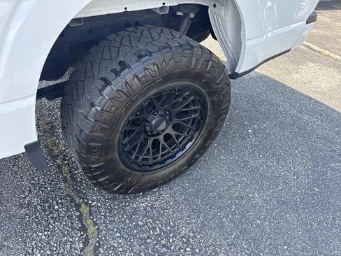 Used 2022 Ford F150 XLT w/ Equipment Group 302A High AWD/4WD image 11