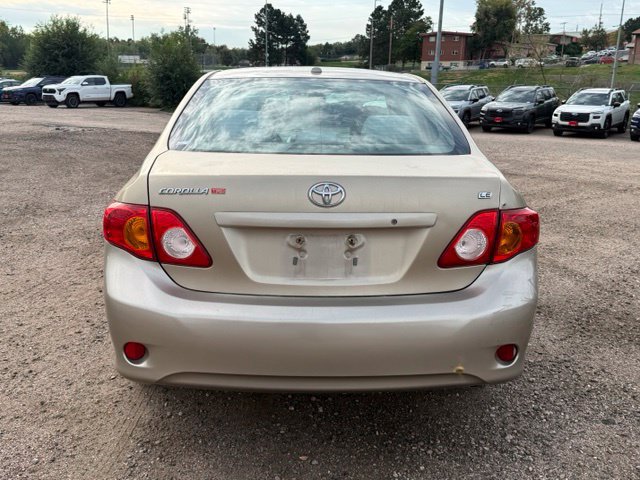 Used 2010 Toyota Corolla LE FWD image 4