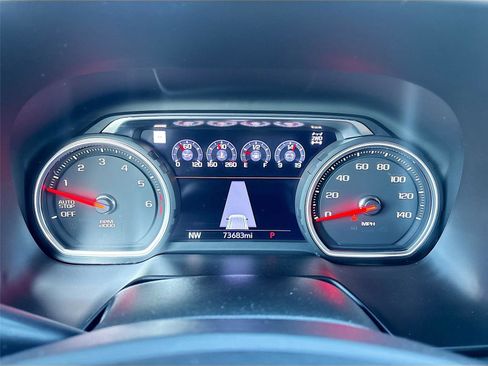 Used 2021 Chevrolet Suburban High Country image 14