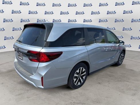 New 2026 Honda Odyssey EX-L image 7