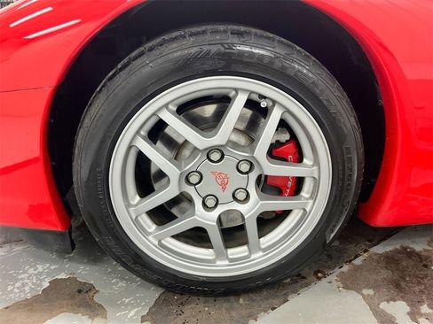 Used 2002 Chevrolet Corvette Z06 w/ Memory Pkg image 23