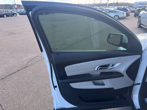 Used 2014 GMC Terrain SLE image 15