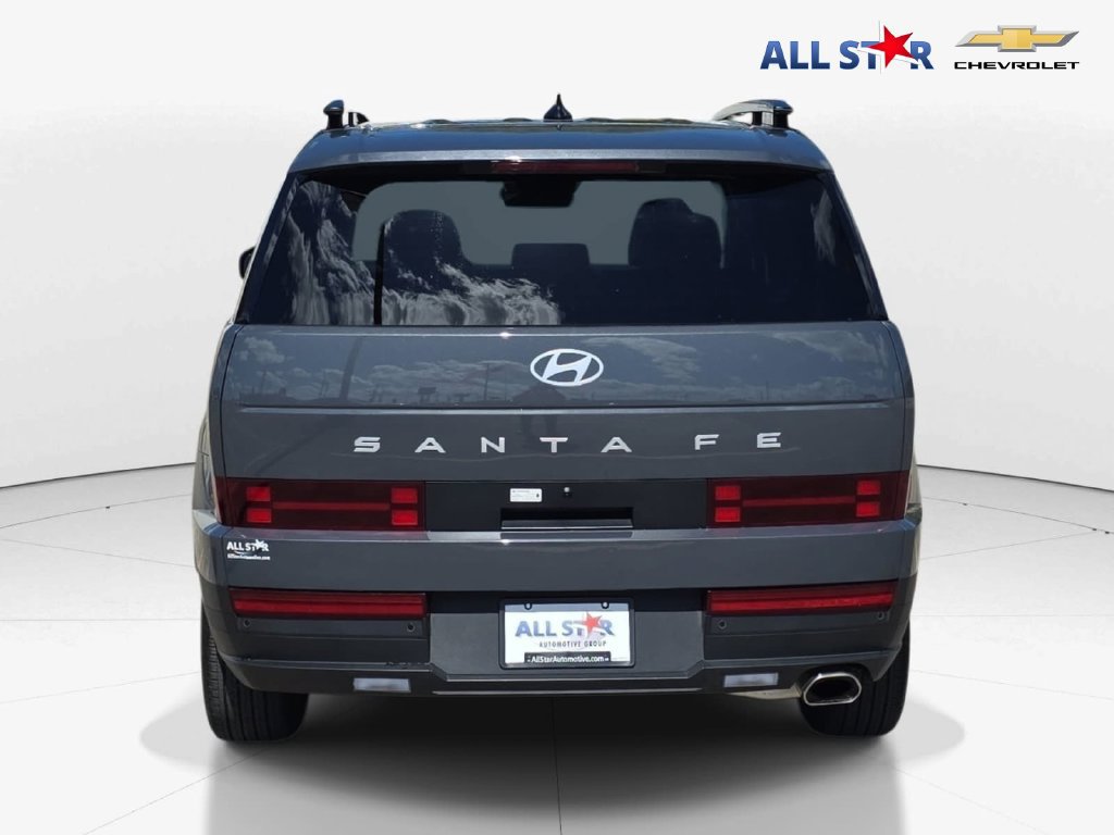 Used 2026 Hyundai Santa Fe SEL FWD image 4