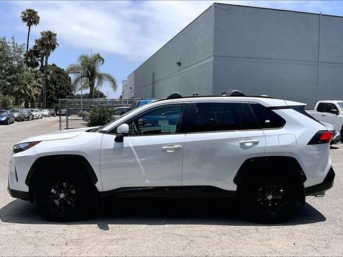 Certified 2025 Toyota RAV4 SE w/ Convenience Package AWD/4WD image 7