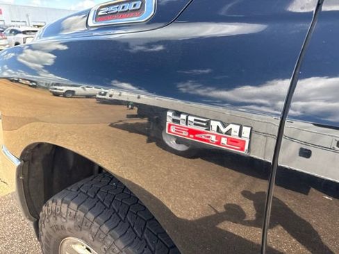 Used 2019 RAM 2500 Tradesman AWD/4WD image 9