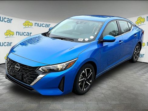 Used 2024 Nissan Sentra SV image 2