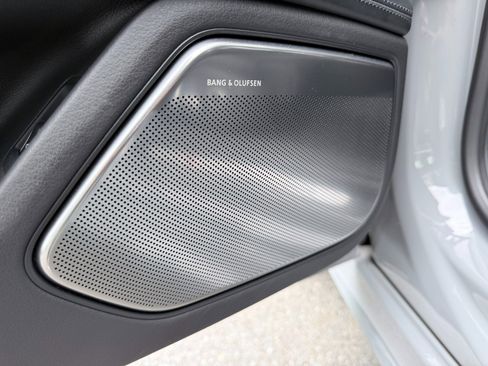 Used 2016 Audi RS 7 Prestige w/ Carbon-Optic Package AWD/4WD image 13