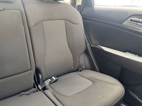 Used 2025 Kia Sportage LX FWD image 36