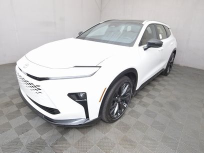 New 2025 Toyota Crown Signia