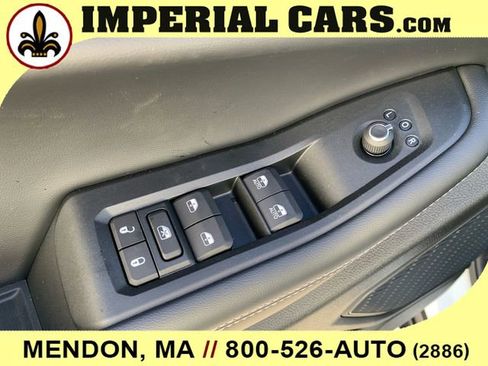 New 2025 Jeep Grand Cherokee L Altitude image 17