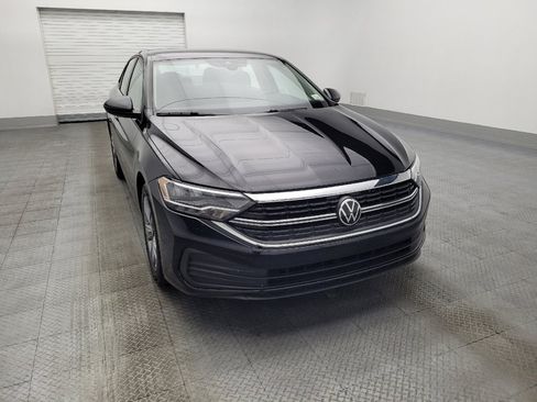 Used 2024 Volkswagen Jetta SE image 14