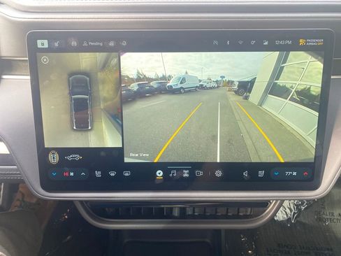 Used 2023 Rivian R1S Adventure image 26