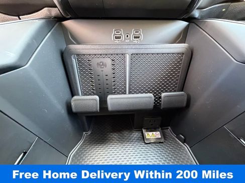 New 2026 RAM 1500 4x4 Crew Cab image 20