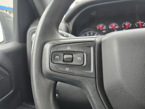 Used 2022 Chevrolet Silverado 1500 Custom image 19