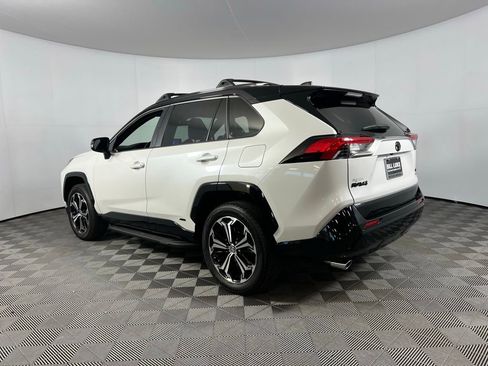 Used 2025 Toyota RAV4 XSE image 8