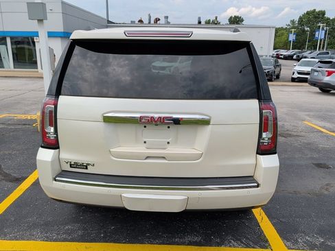 Used 2015 GMC Yukon Denali w/ Touring Package AWD/4WD image 6