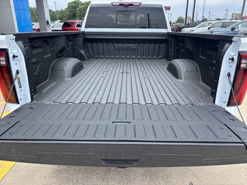 New 2026 GMC Sierra 3500 Denali Ultimate AWD/4WD image 5