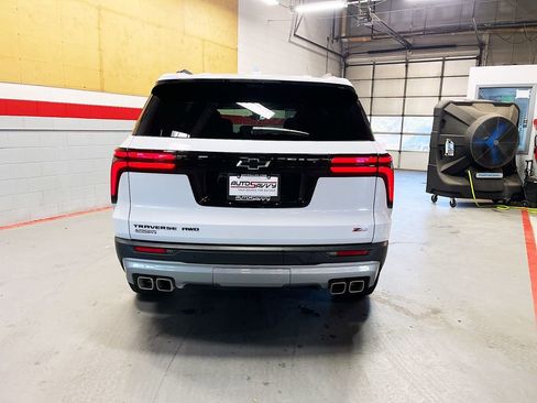 Used 2026 Chevrolet Traverse Z71 w/ Driver Confidence Package AWD/4WD image 6