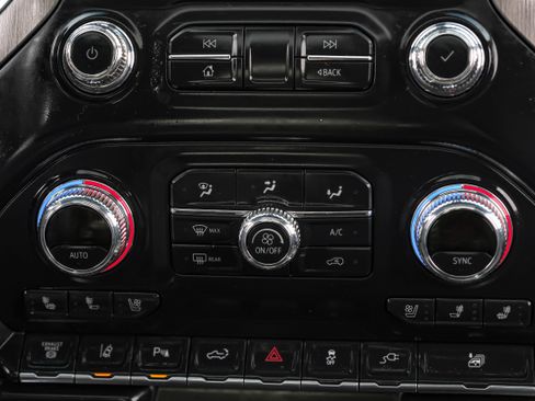 Used 2021 GMC Sierra 3500 Denali w/ Denali Ultimate Package image 30