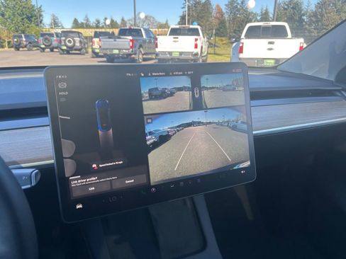 Used 2023 Tesla Model Y Long Range AWD/4WD image 17